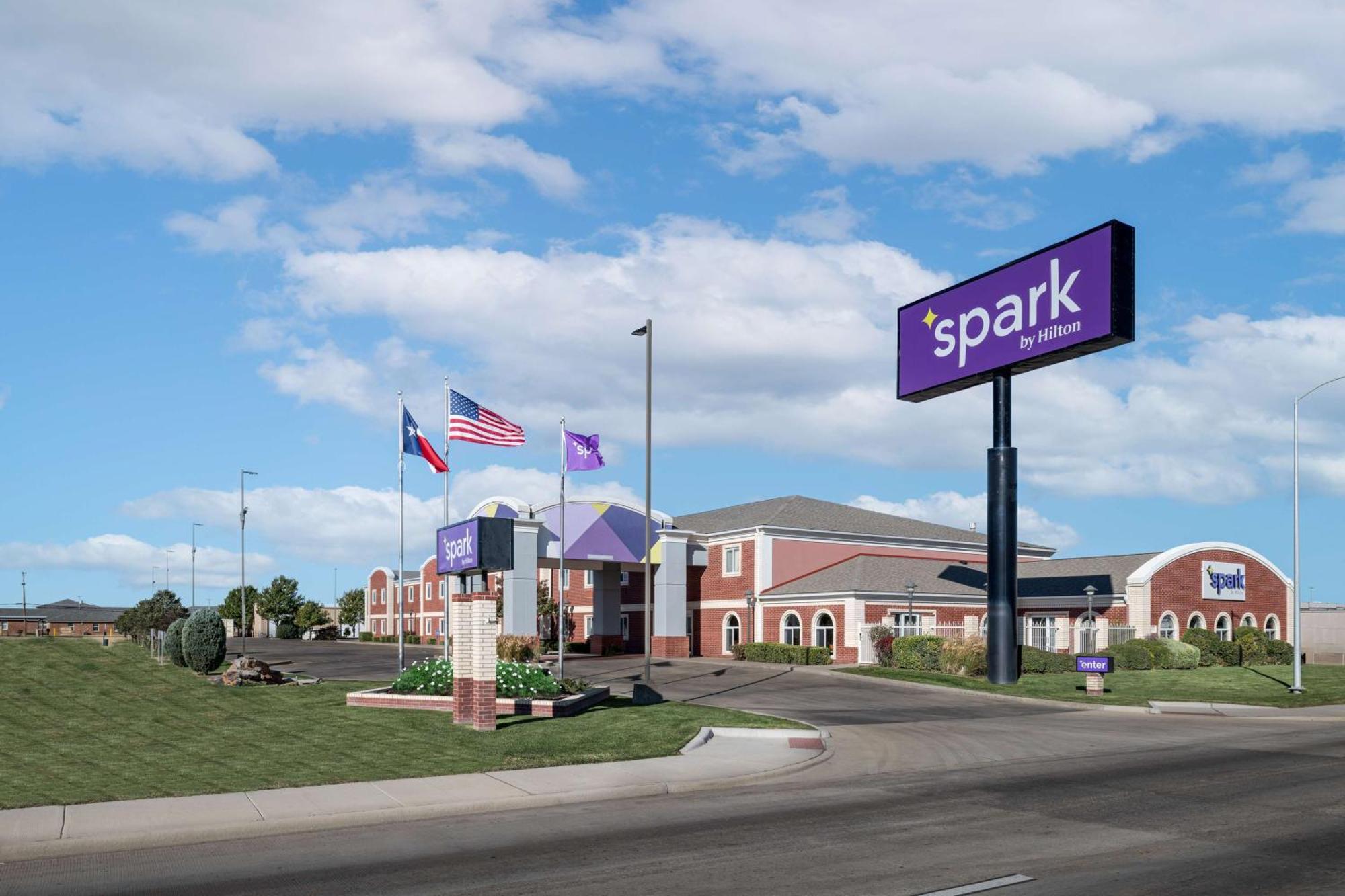 Spark By Hilton Dumas Exterior photo